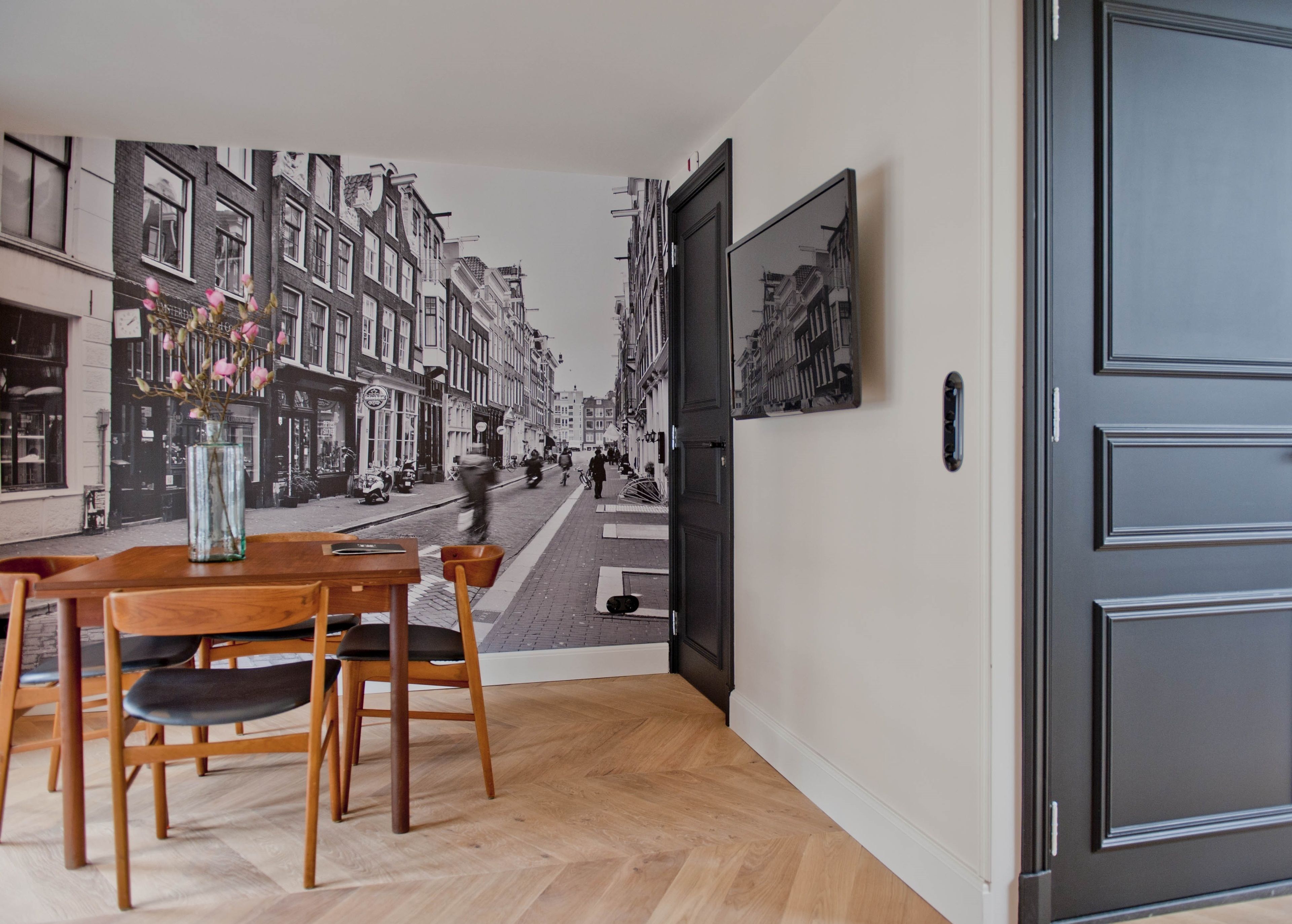 suite, 1 bedroom (reestraat suite) | in-room dining