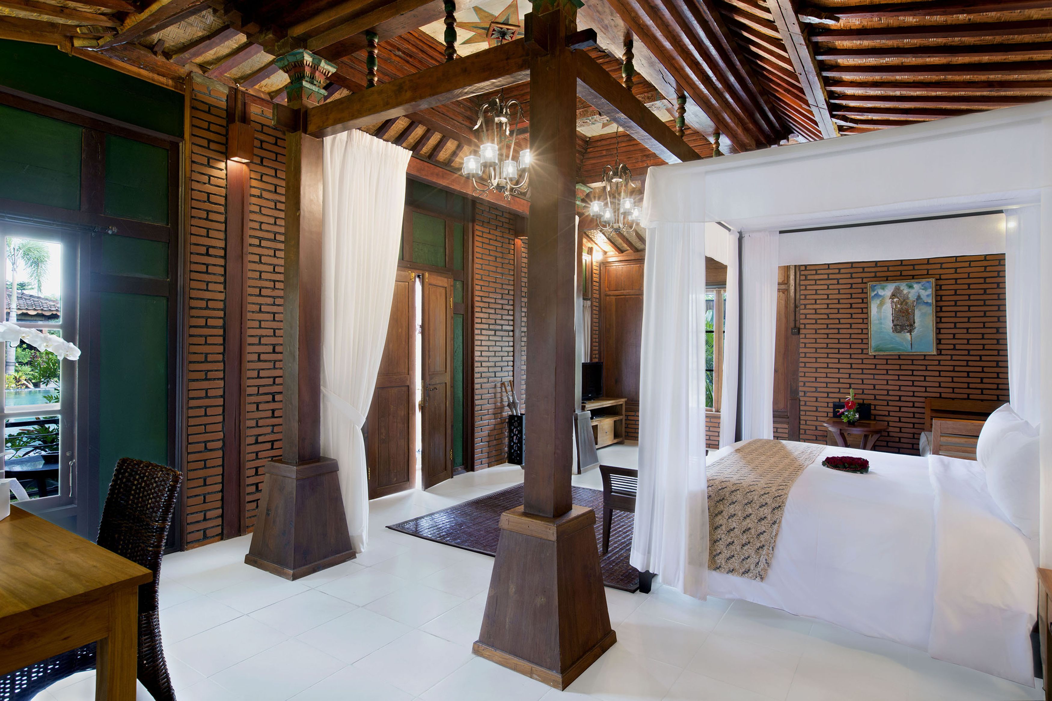 Studio, 1 bedroom Joglo Studio shared pool | In-room safe, individually decorated, individually furnished, desk