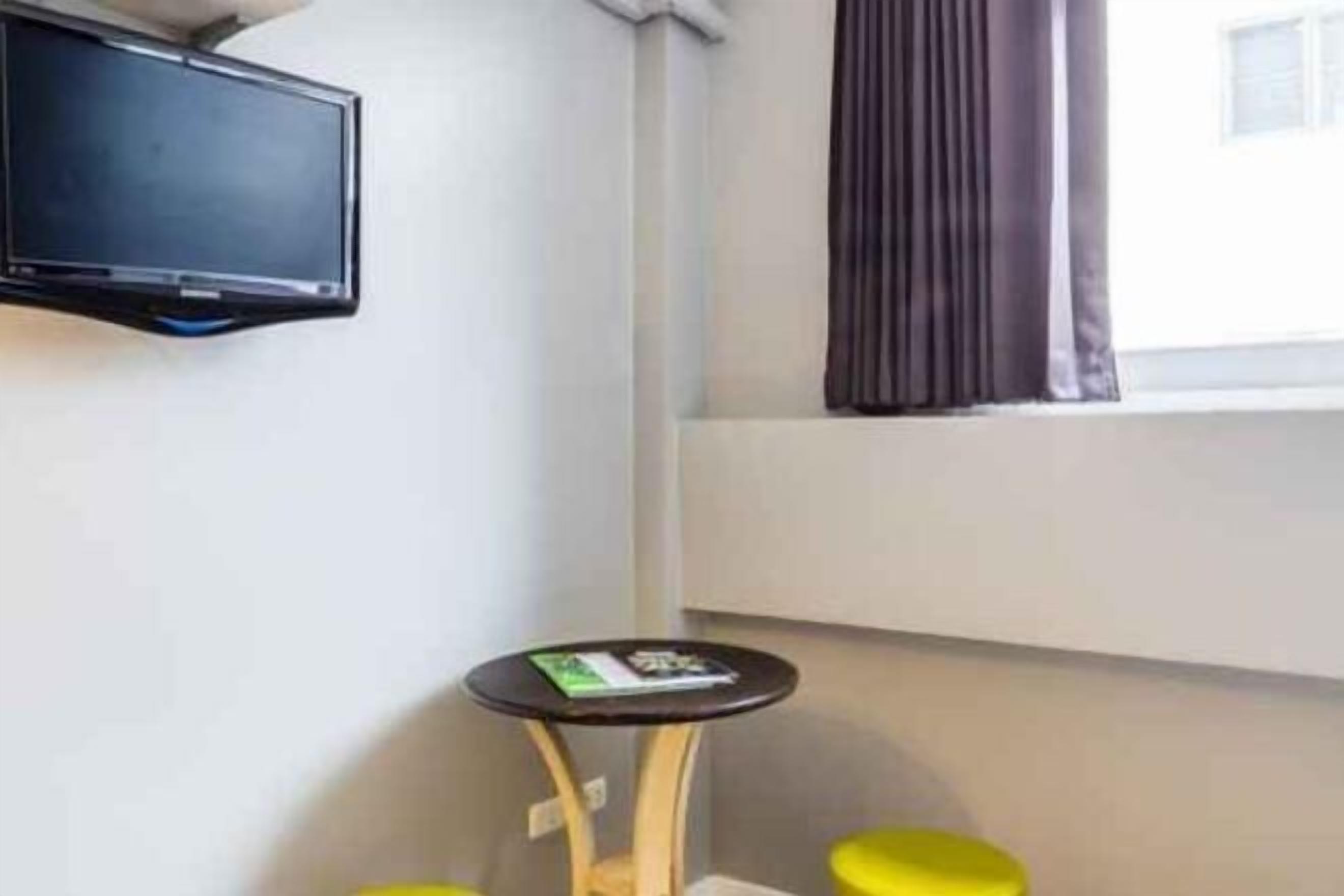 Dining | Breakfast, lunch, dinner served; Thai cuisine 