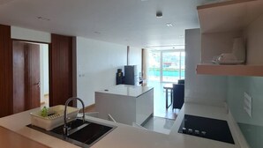 2 Bed Room with Jacuzzi in Bathroom | 私人厨房