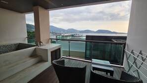 1 Bedroom Apartment with Sea View and Plunge Pool | Terrasse/patio