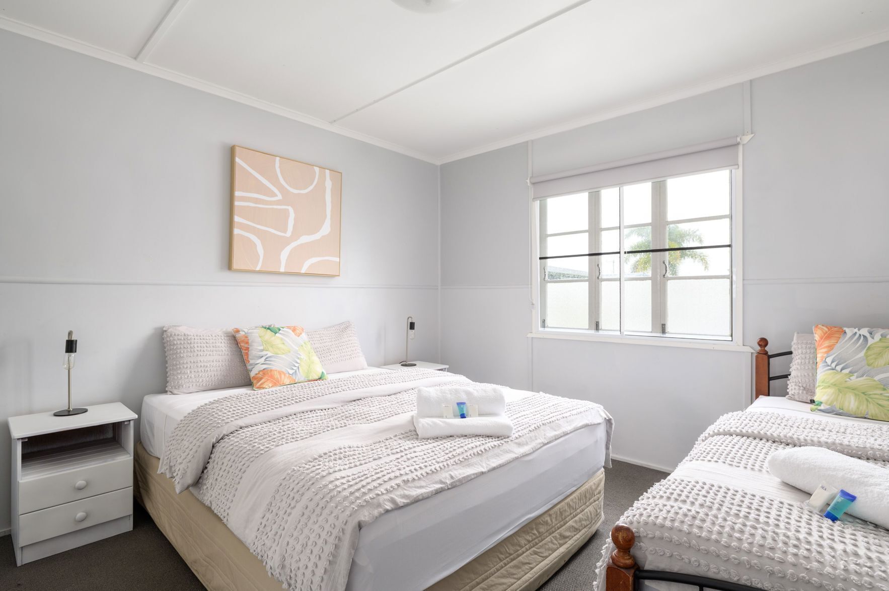 Wifi gratis y ropa de cama 