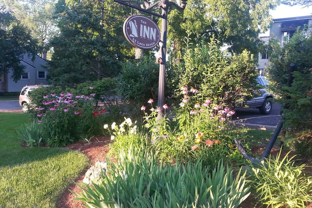 The Inn at Lock Seven