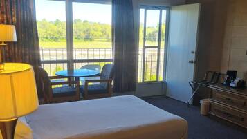 Classic Room, 2 Double Beds, Canal View