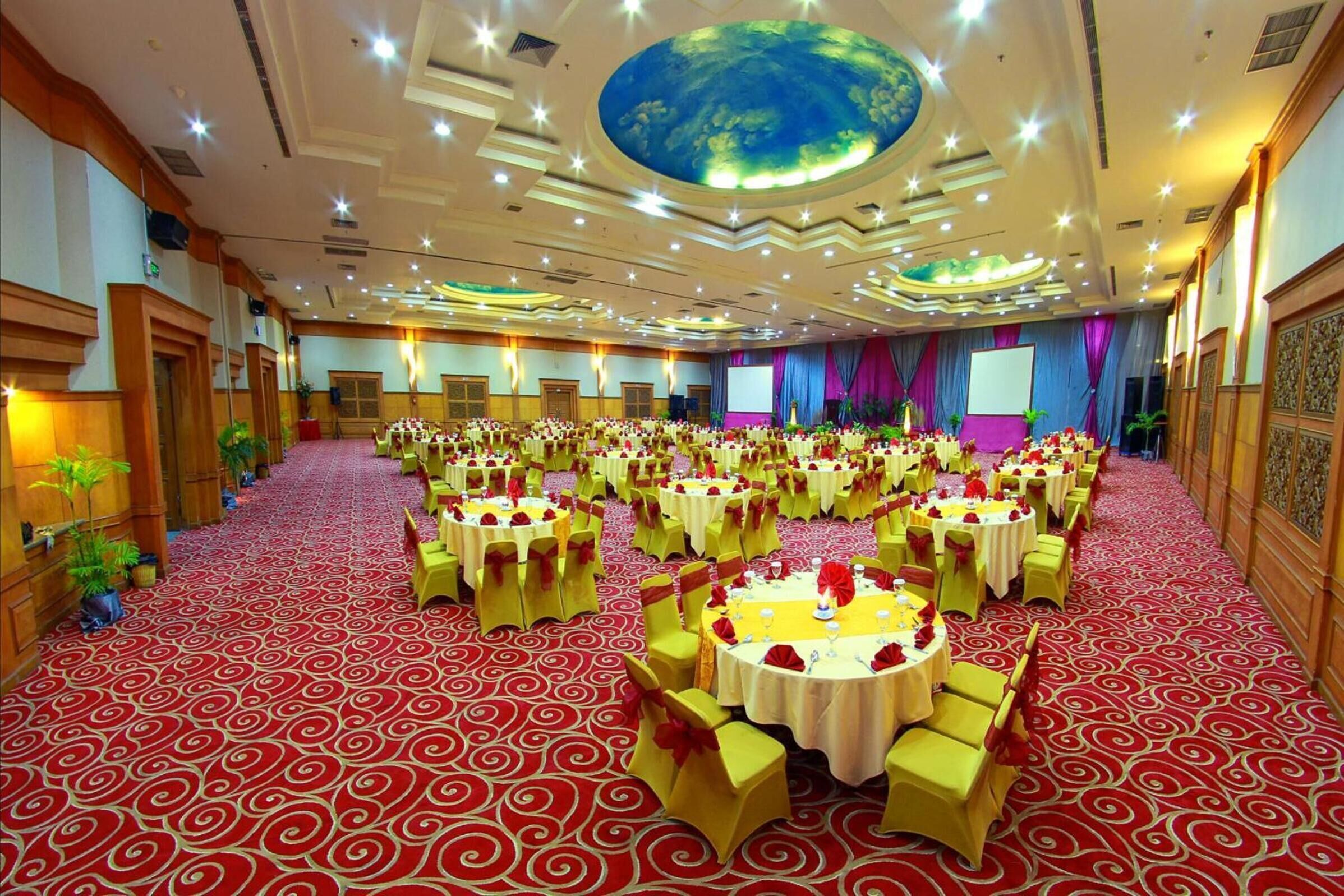 banquet hall