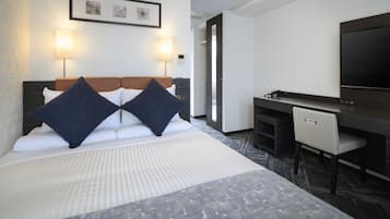 In-room safe, desk, free WiFi, bed sheets