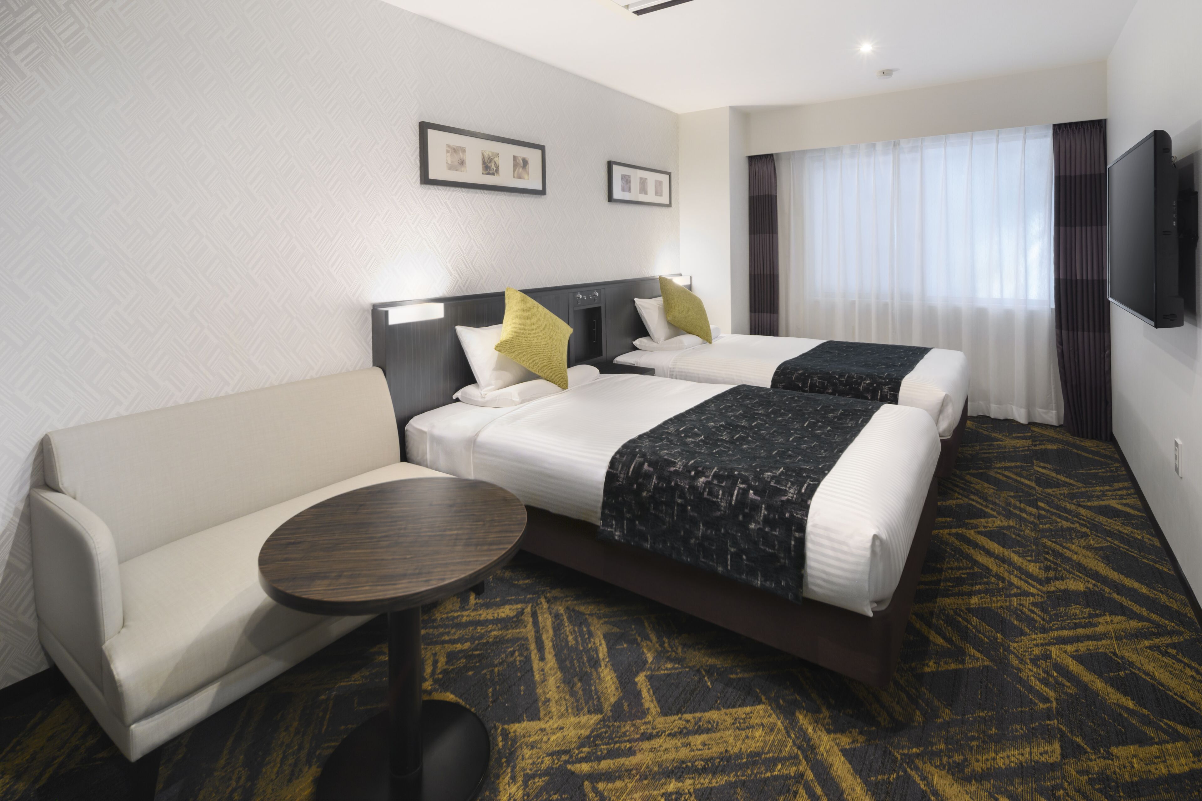 in-room safe, desk, free wifi, bed sheets