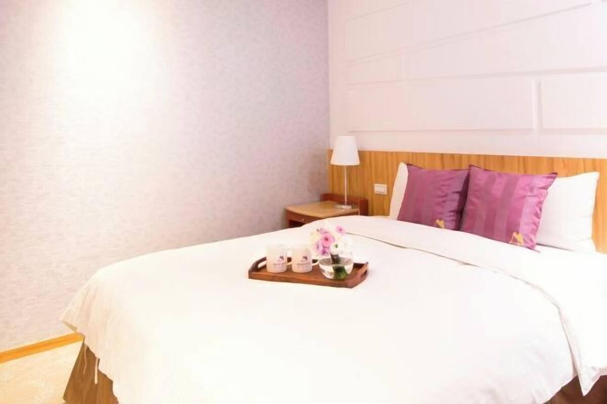 Premium bedding, desk, iron/ironing board (on request), WiFi (free)