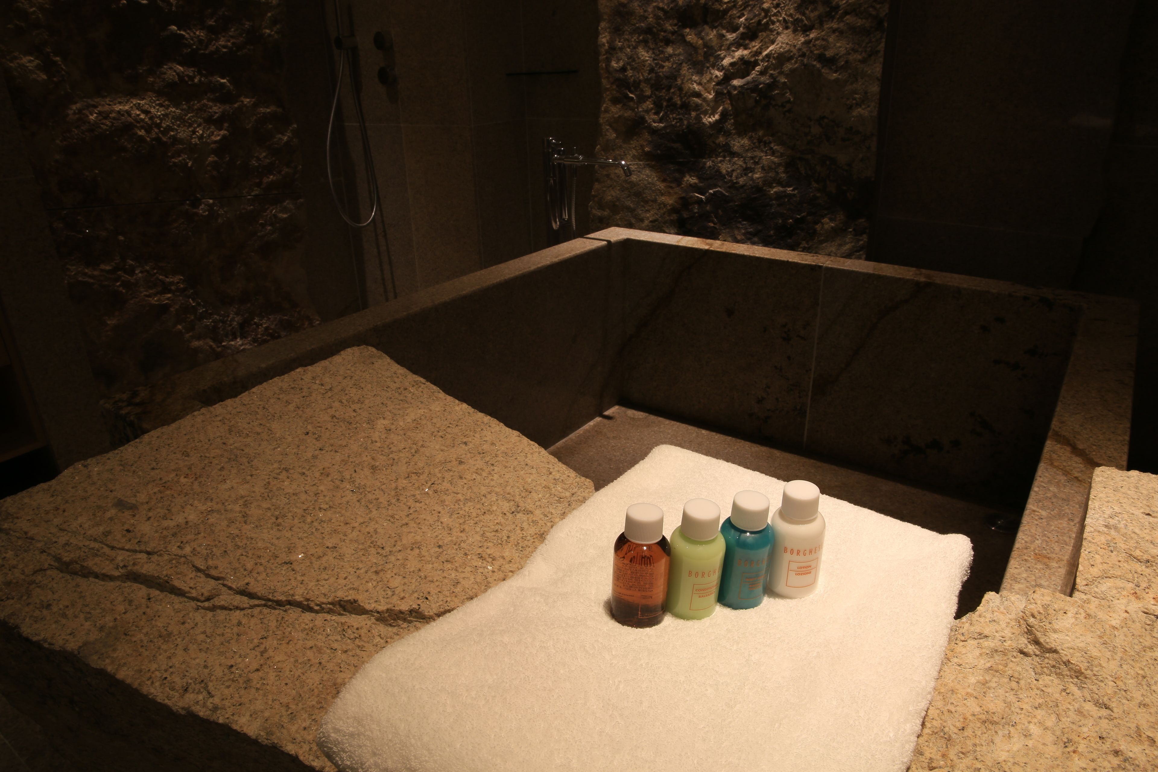 royal suite | bathroom | free toiletries, hair dryer, bathrobes, slippers