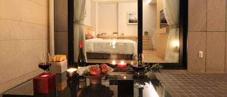 Minibar, desk, blackout drapes, free WiFi