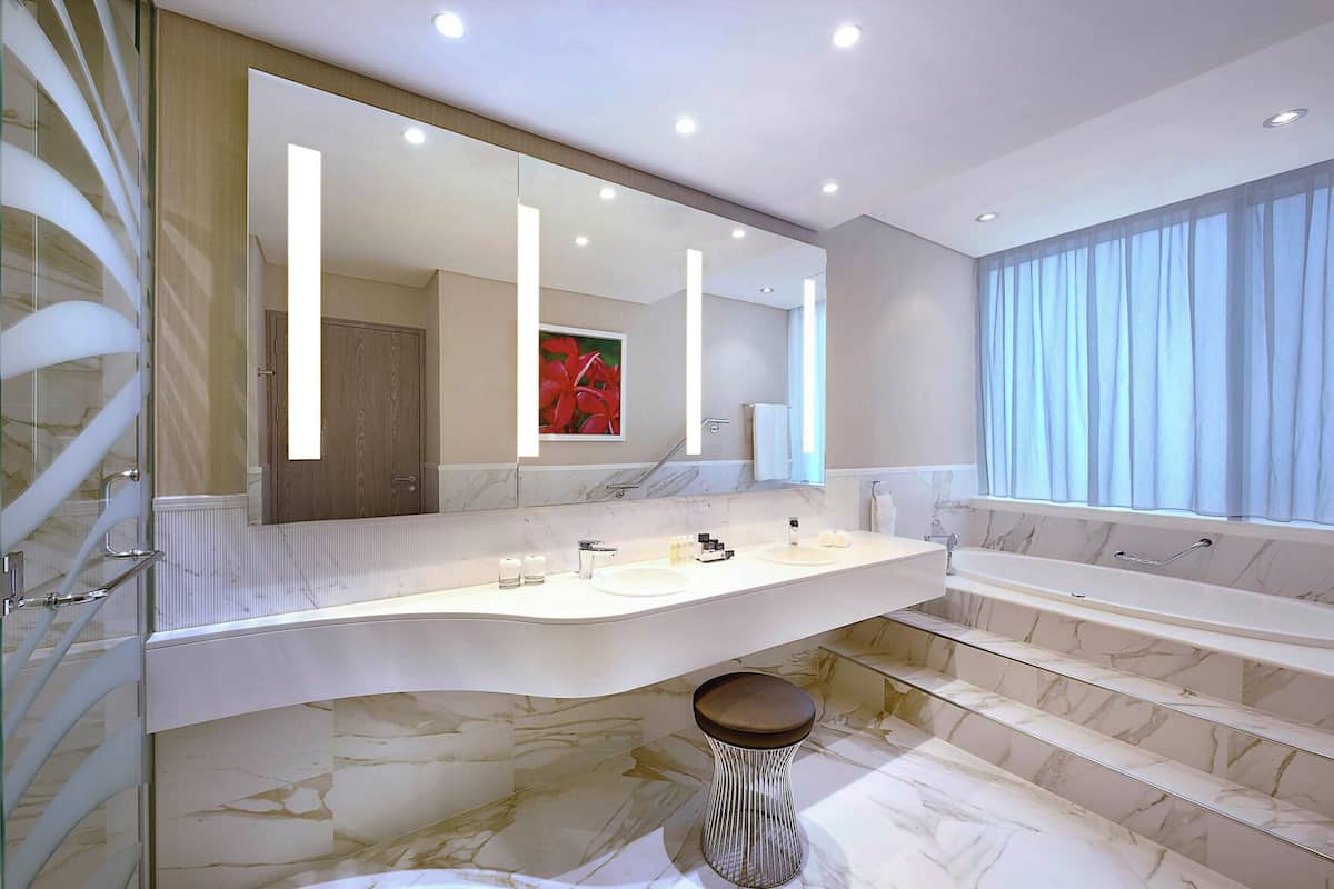 Bathroom | Free toiletries, hair dryer, bathrobes, slippers
