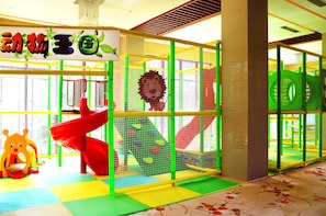 Children’s play area – indoor