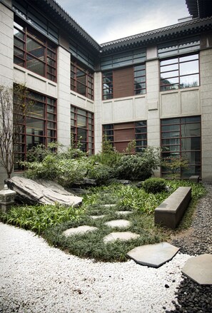 Courtyard - Hilton Tianjin Eco City (Tianjin)