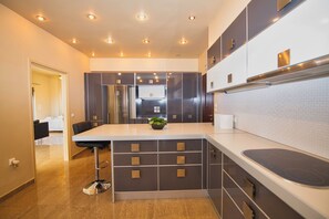Private kitchen -  Villa Marini (Aegina)