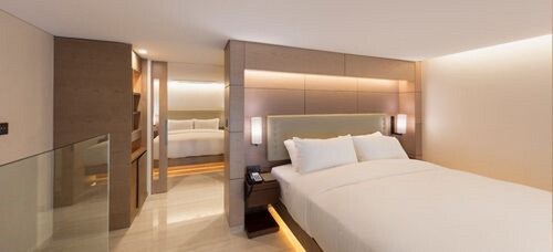 Sun Cruise Resort and Yacht