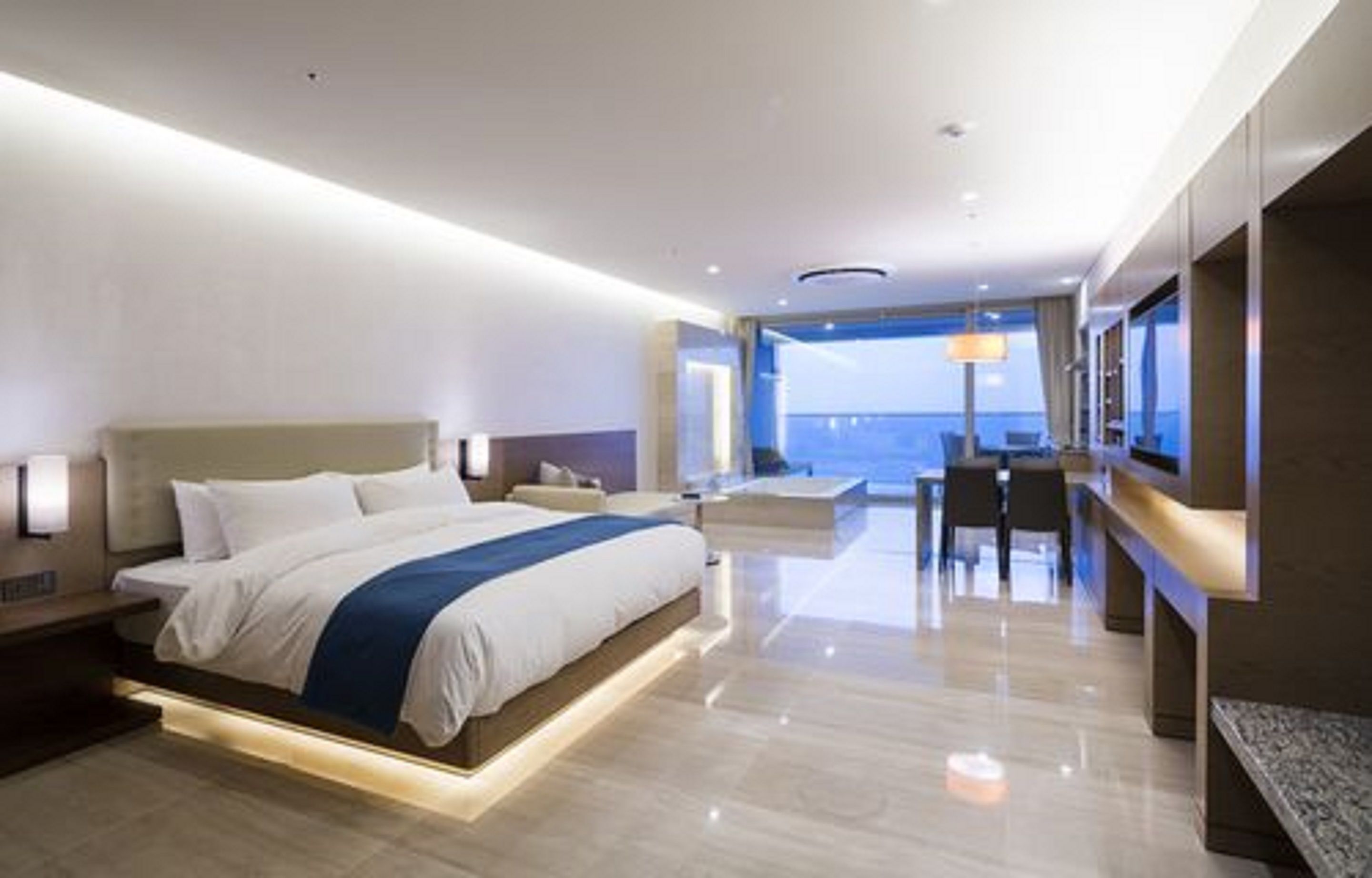 (beach cruise) pool villa terrace twin | free wifi, bed sheets