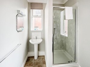 Apartment, 1 Schlafzimmer (Pier View 3) | Badezimmer | Handtücher
