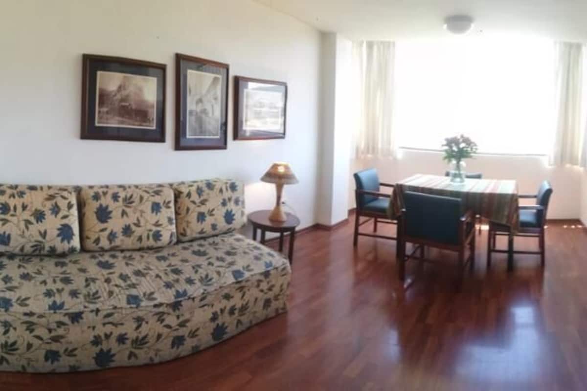 Apartamento, 1 Habitación, 1-2 personas | Blackout drapes, iron/ironing board (on request), WiFi (free)