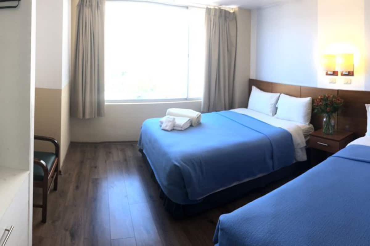 Apartamento, 2 habitaciones, 4 personas | Blackout drapes, iron/ironing board (on request), WiFi (free)