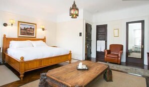 Superior Double Room | Premium bedding, iron/ironing board, rollaway beds, free WiFi - Lefferts Manor Bed & Breakfast (Brooklyn)
