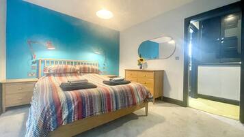 Luxury House, Hot Tub, Garden View (Puffins landing)