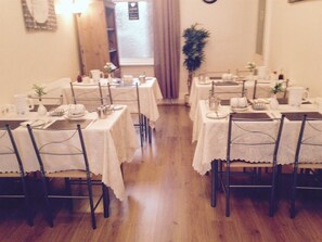 Restaurant - Hazelgrove Guest House (Blackpool)