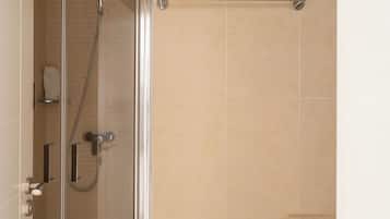 Combined shower/tub, hair dryer (on request), towels