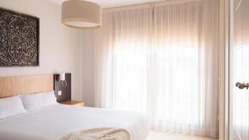 2 habitaciones, caja de seguridad en la habitación y cortinas blackout