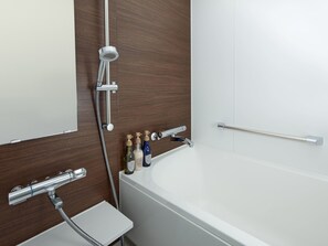 Deluxe Twin (Non Smoking) (Cleaning is Optional with Additional Cost) | Bathroom | Combined shower/tub, free toiletries, hair dryer, slippers - Hotel Mystays Kiyosumi Shirakawa (Tokyo)