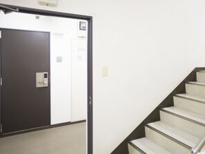 Staircase - Flexstay Inn Shirogane (Tokyo)