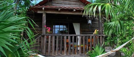 高級寝具、羽毛の掛け布団、ピロートップベッド、ベッドシーツ