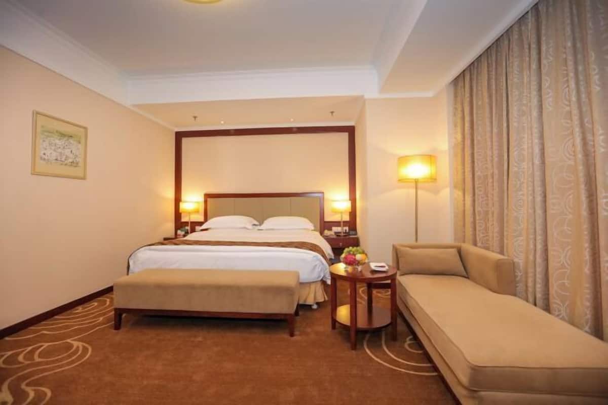 Cots/infant beds
