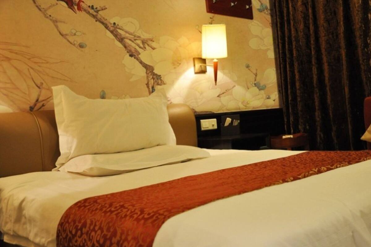 In-room safe, blackout drapes, iron/ironing board (on request)
