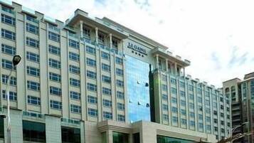 واجهة المنشأة