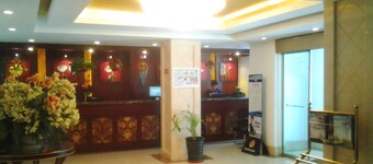 โรงแรมกรีนทรีอินน์ ฮาเอ่อร์ปินซิตี้ เซ็นทรัลอเวนิว