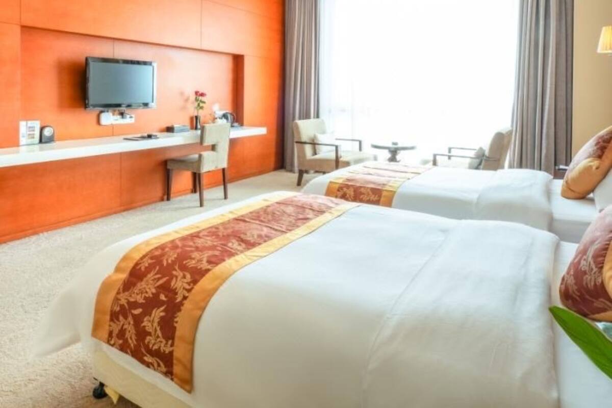 Meja kerja, setrika/meja setrika, Wi-Fi gratis, dan seprai linen