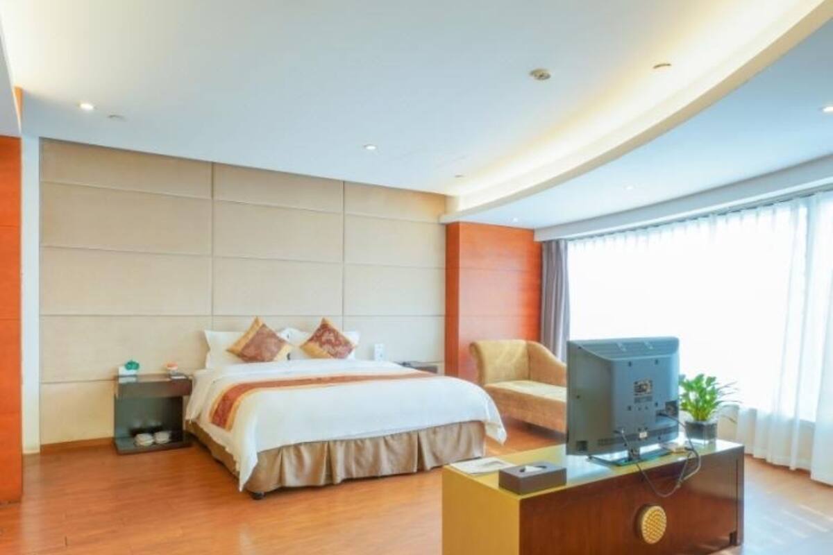 Dupleks Keluarga (B) | Meja kerja, setrika/meja setrika, Wi-Fi gratis, dan seprai linen
