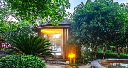 Phoenix Hotspring Resort