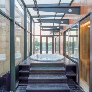Villa (Hotspring Included) - Phoenix Hotspring Resort (Suzhou)