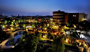 Exterior detail - Phoenix Hotspring Resort (Suzhou)