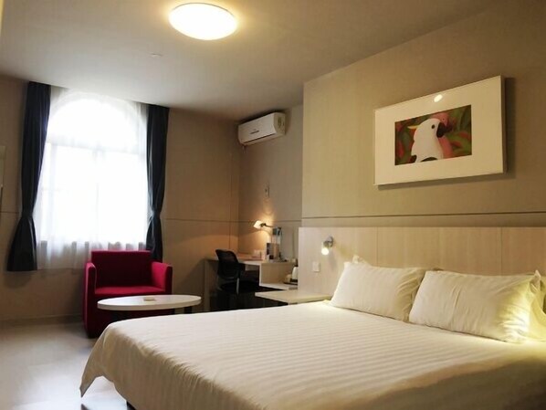 In-room safe, WiFi