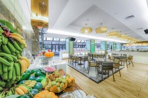 2 间餐厅，中国菜