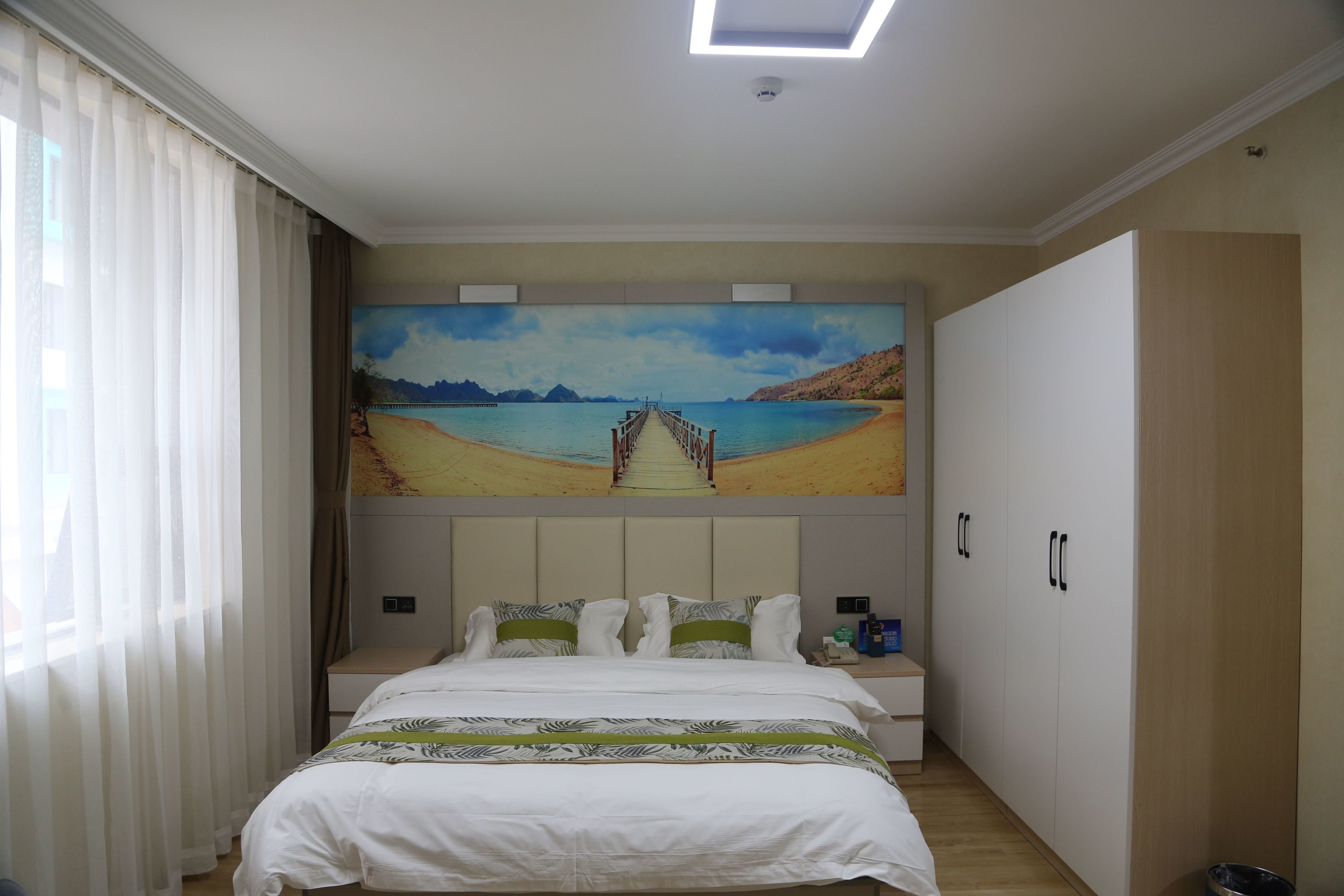 superior double room | desk, soundproofing, iron/ironing board, free wifi