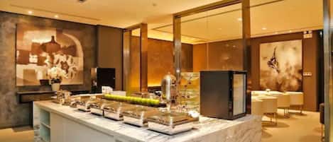 Desayuno continental todos los días (con cargo)