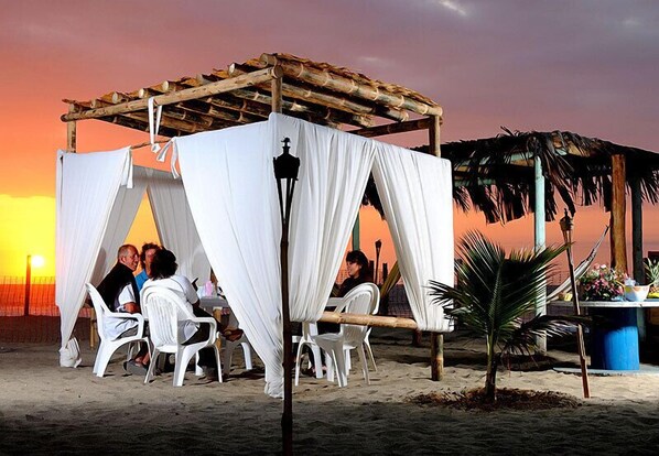 Beach nearby - Villa Esperanza Bungalows (Bocapan)