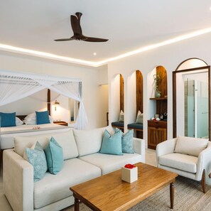 Egyptian cotton sheets, premium bedding, minibar, in-room safe - Kisiwa on the Beach (Paje)