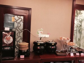 Buffet - GreenTree Inn Huaian Chuzhou Avenue Zhou Enlai Memorial Hall Hotel (Huai'an)