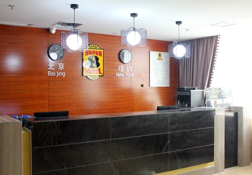 Super 8 Hotel