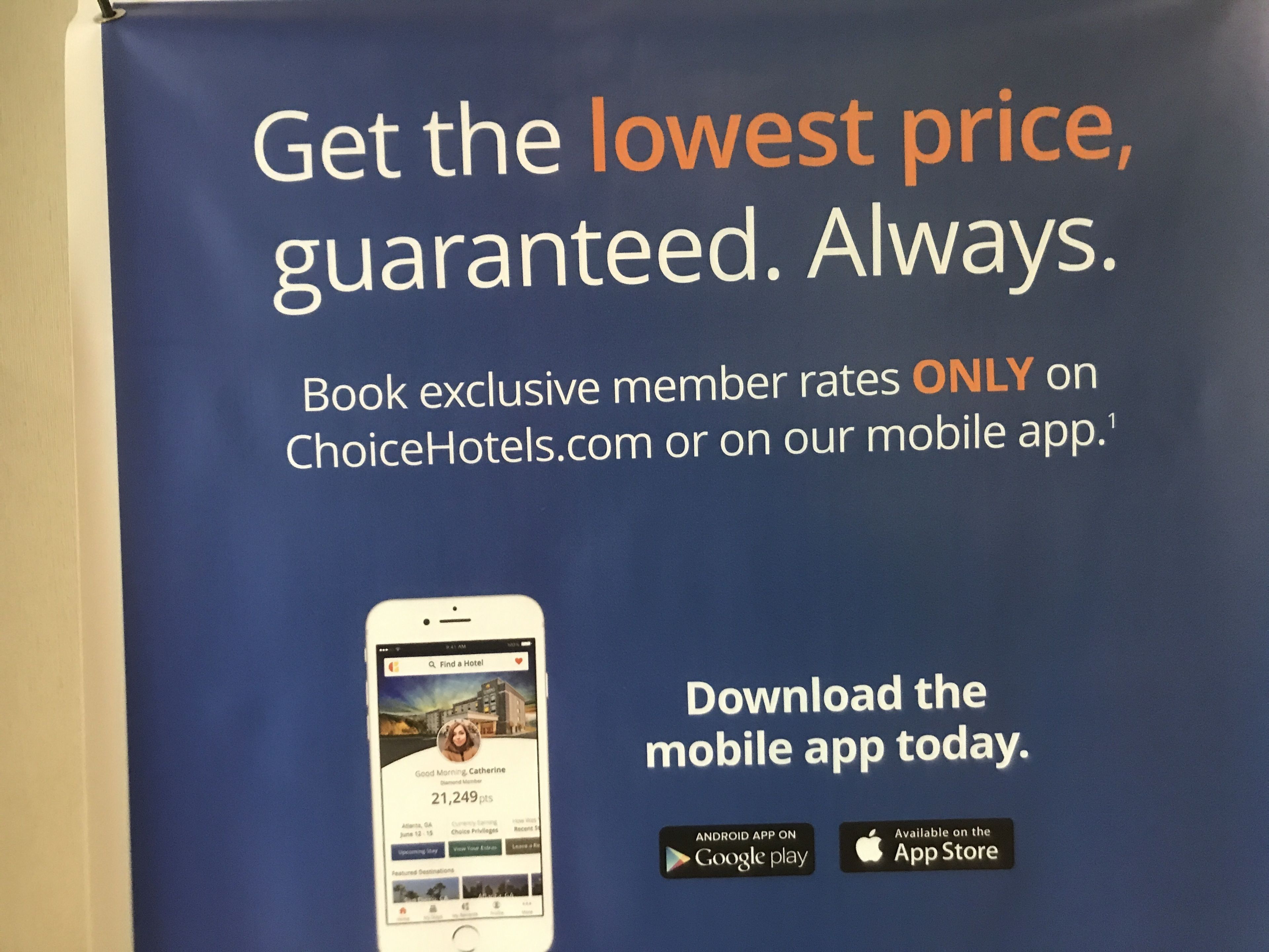A promotional banner for booking exclusive member rates on ChoiceHotels.com or their mobile app.