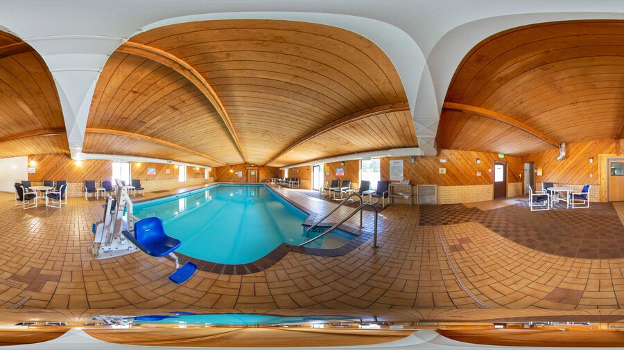 Econo Lodge Inn & Suites Wisconsin Dells